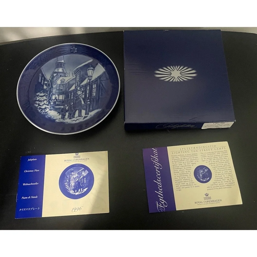 Royal Copenhagen 1996 Christmas Plate 